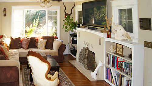 This is a beautiful English Cottage style residence in the town of Martinez, CA.